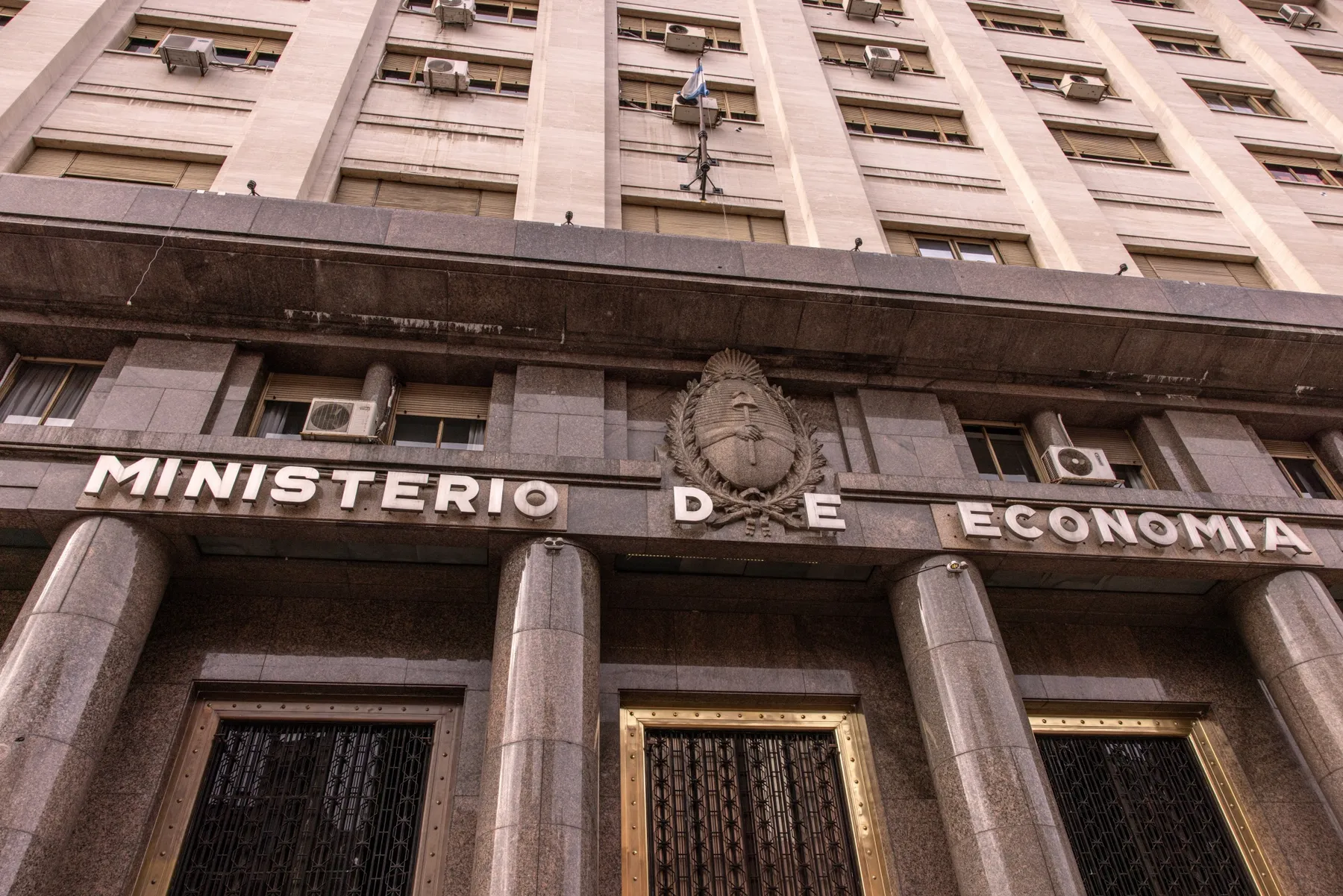 Il palazzo del Ministero dell'Economia a Buenos Aires
